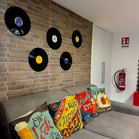 Frizzi & Lazzi House 公寓 那不勒斯